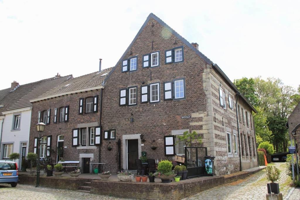 Authentic Stays - 6P-Maisonette Eijsden Bagian luar foto